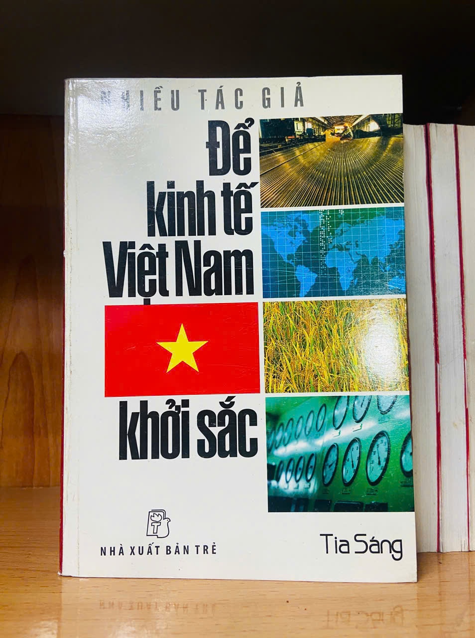 Để kinh tế Việt Nam khởi sắc - KINH TẾ - TÀI CHÍNH - CHỨNG KHOÁN - VAVO1211