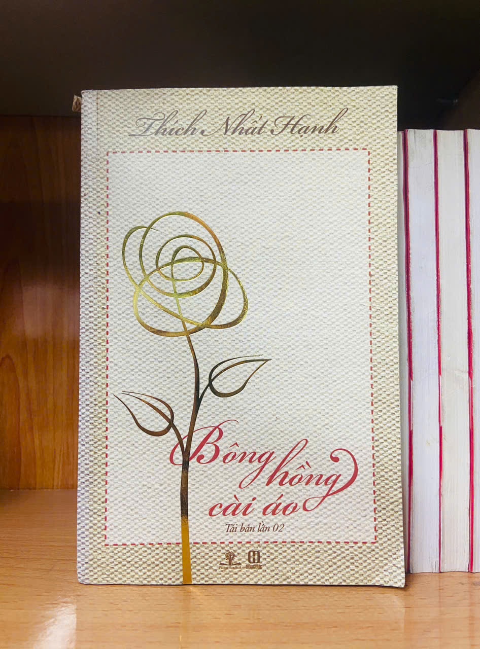Bông hồng cài áo - Thích Nhất Hạnh - TÂM LINH - TÔN GIÁO - THIỀN - VAVO1211