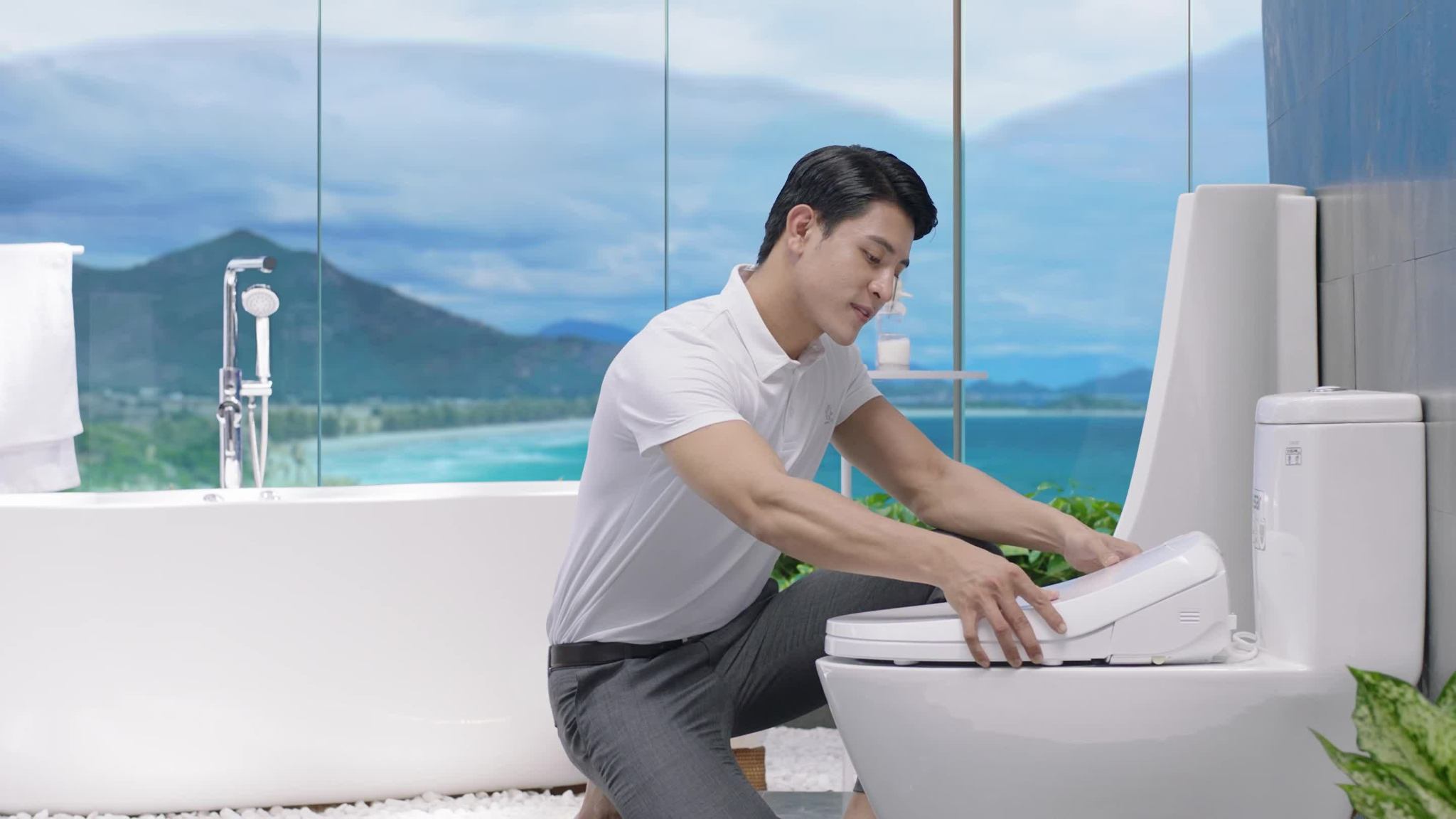 NHỮNG LƯU Ý KHI SỬ DỤNG NẮP RỬA ĐIỆN TỬ WASHLET.