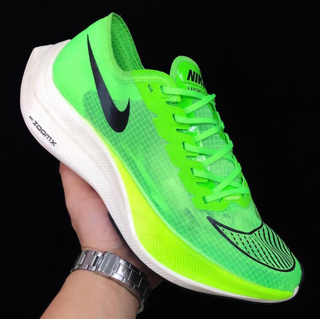 L hinh sieu ph m Nike Vaporfly 5