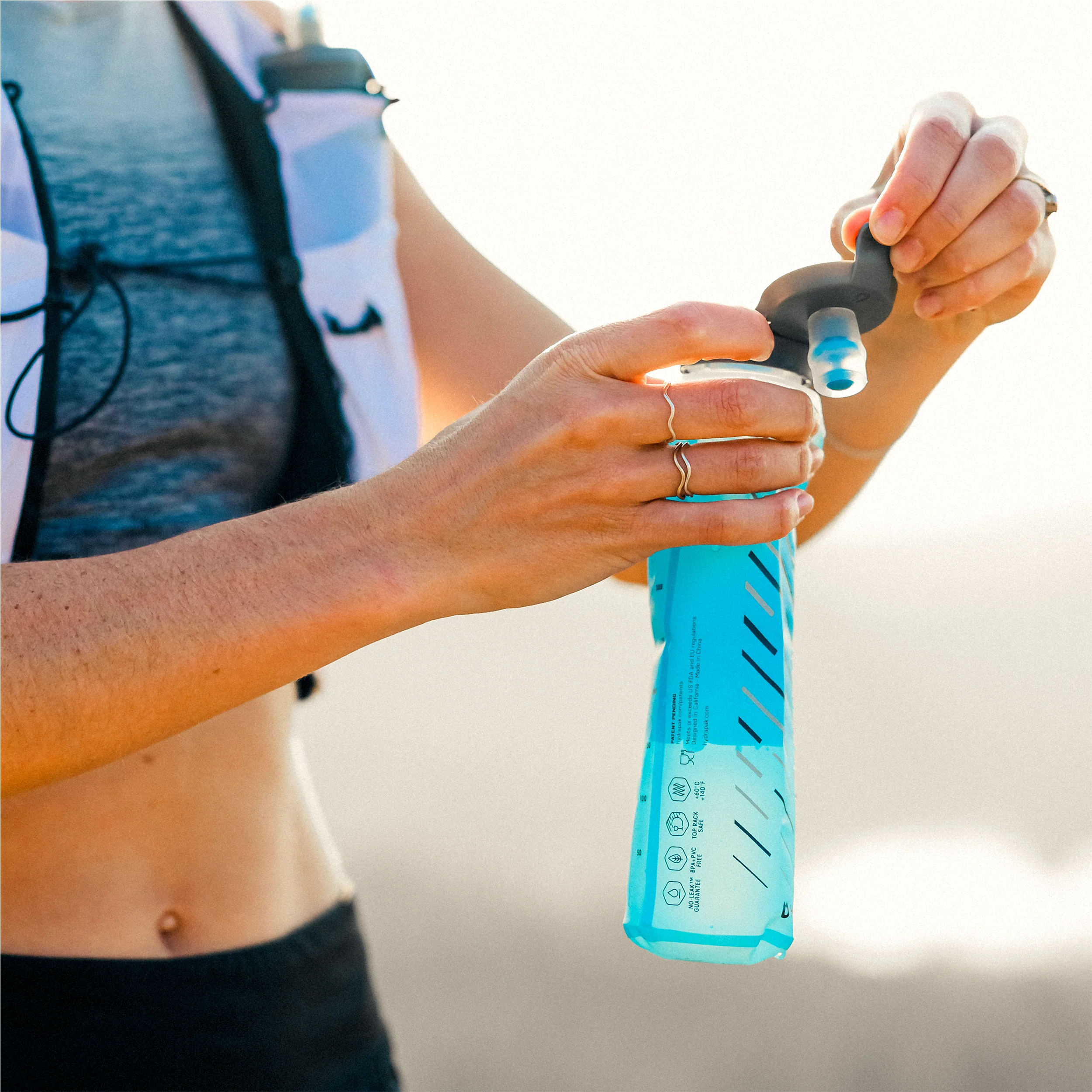 Binh-Nuoc-Mem-Hydrapak-Ultraflask-Speed-500ml-Malibu-Blue-7.webp?v=1778514443