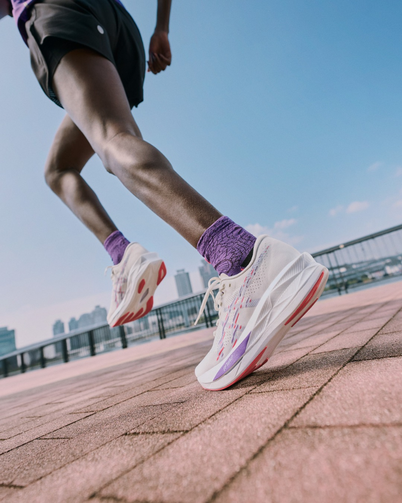 Giay-Chay-Bo-Nu-Asics-Sonicblast-White-Vital-Green-8.png?v=1779792539