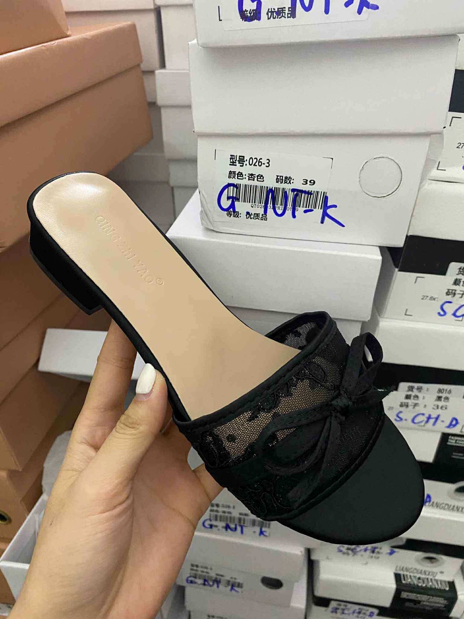 GL_A6_0610 guốc dây