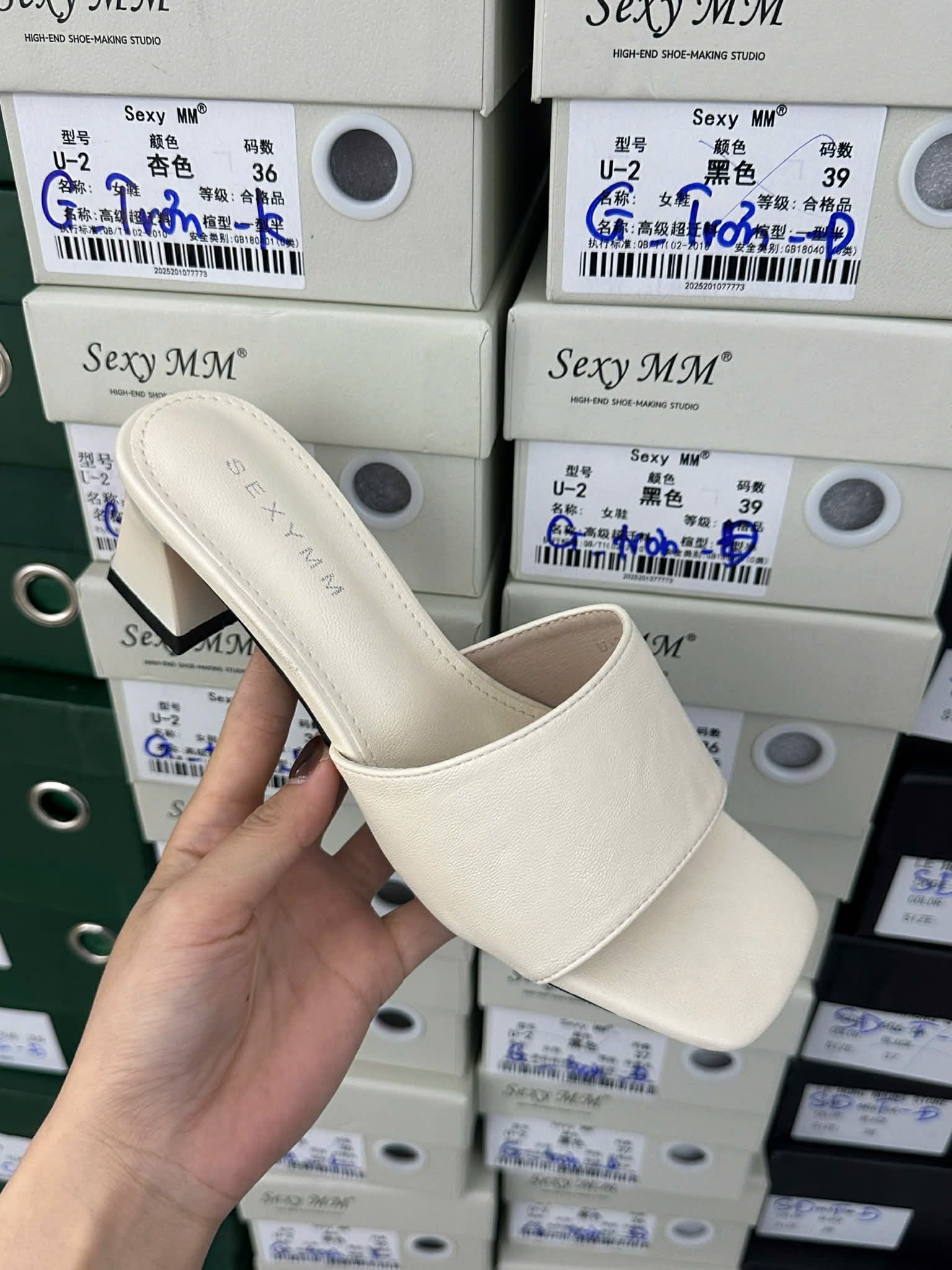 GL_A6_0633 guốc dây