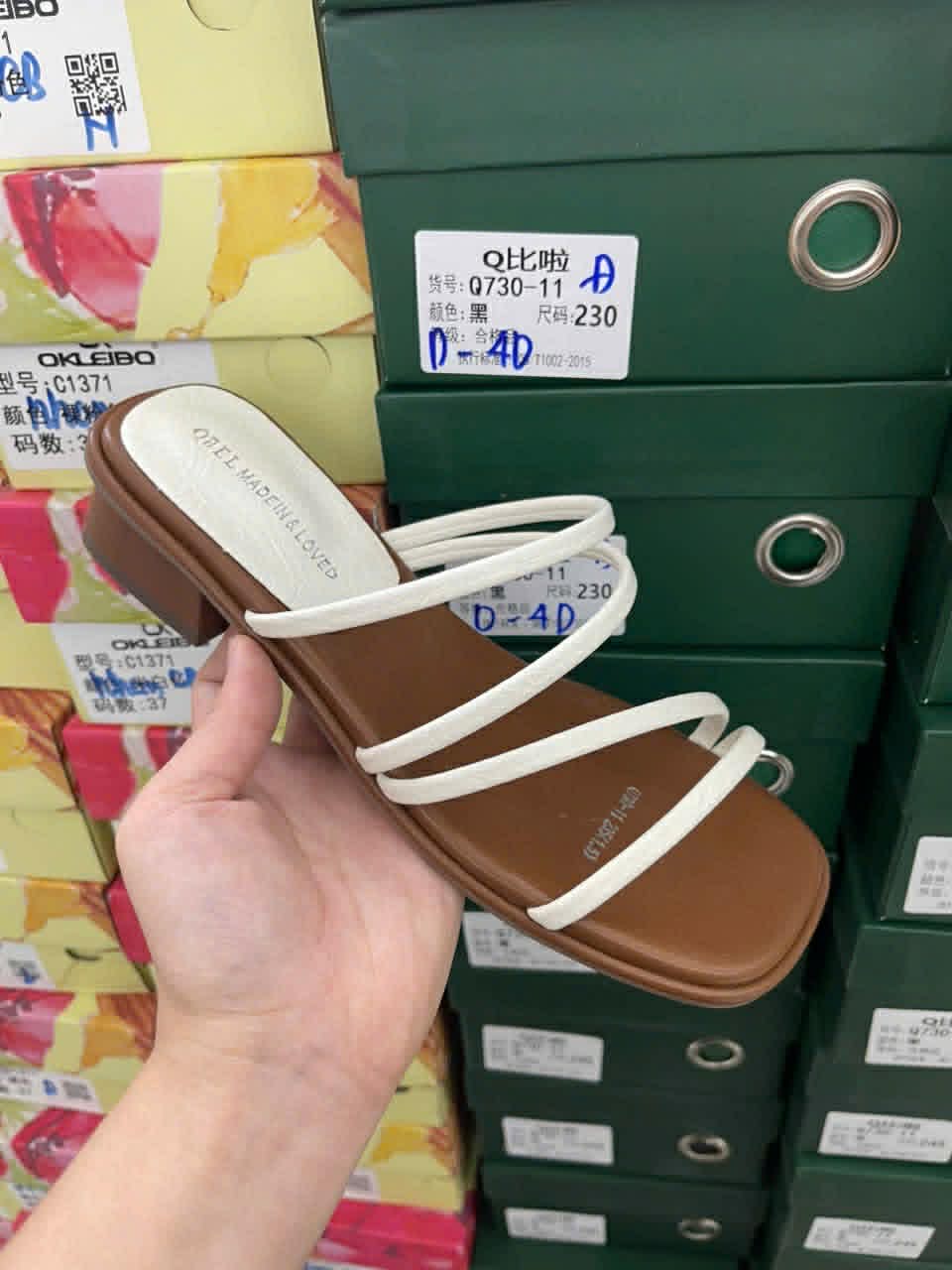 GL_A6_0631 guốc dây