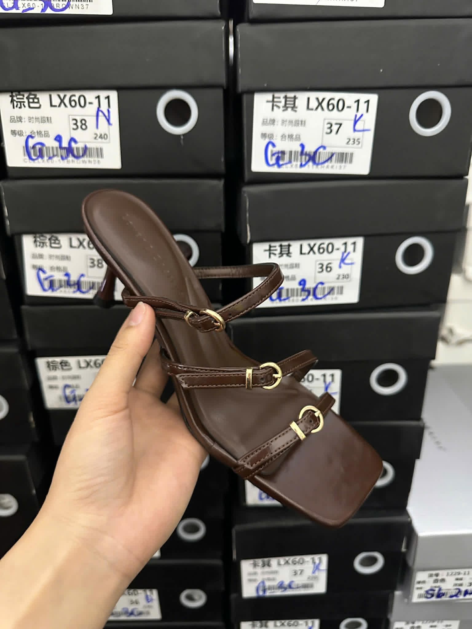 GL_A6_0614 guốc dây