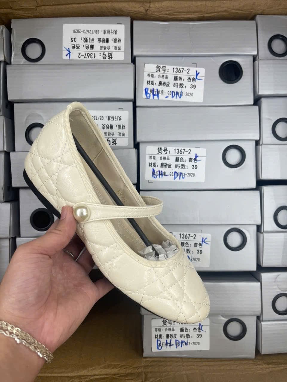 GB_A8_0625 giày bệt