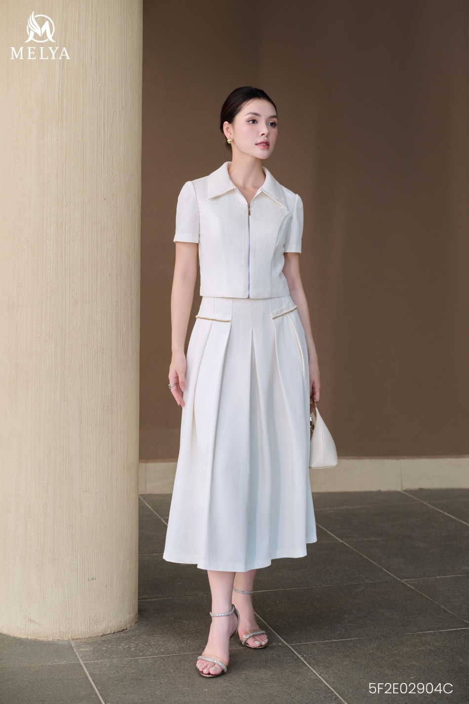 Set bộ - Áo croptop + chân váy - Ivory Set - Kem