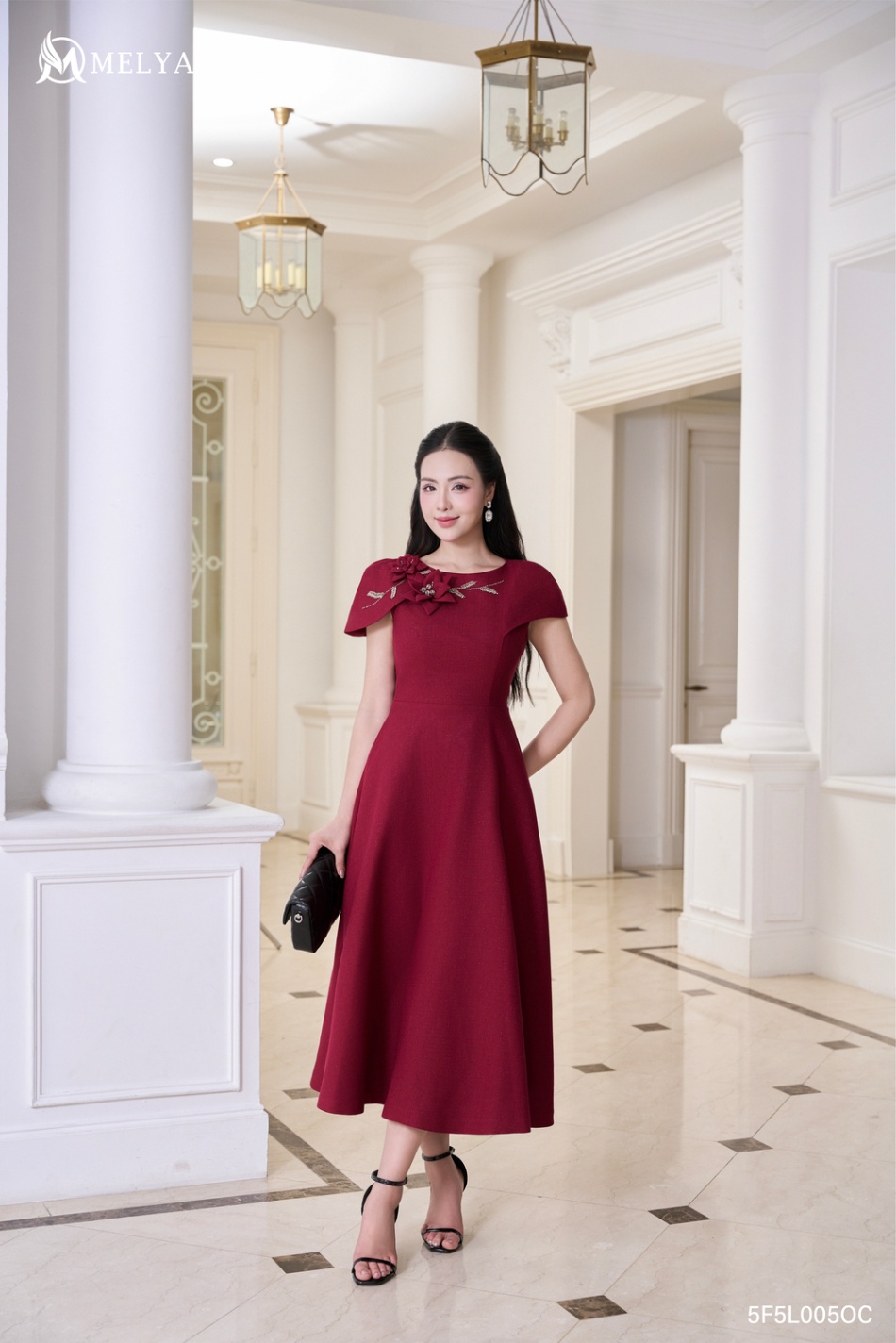 Đầm xòe - Rosalie đính hoa 3D ở vai - Đỏ