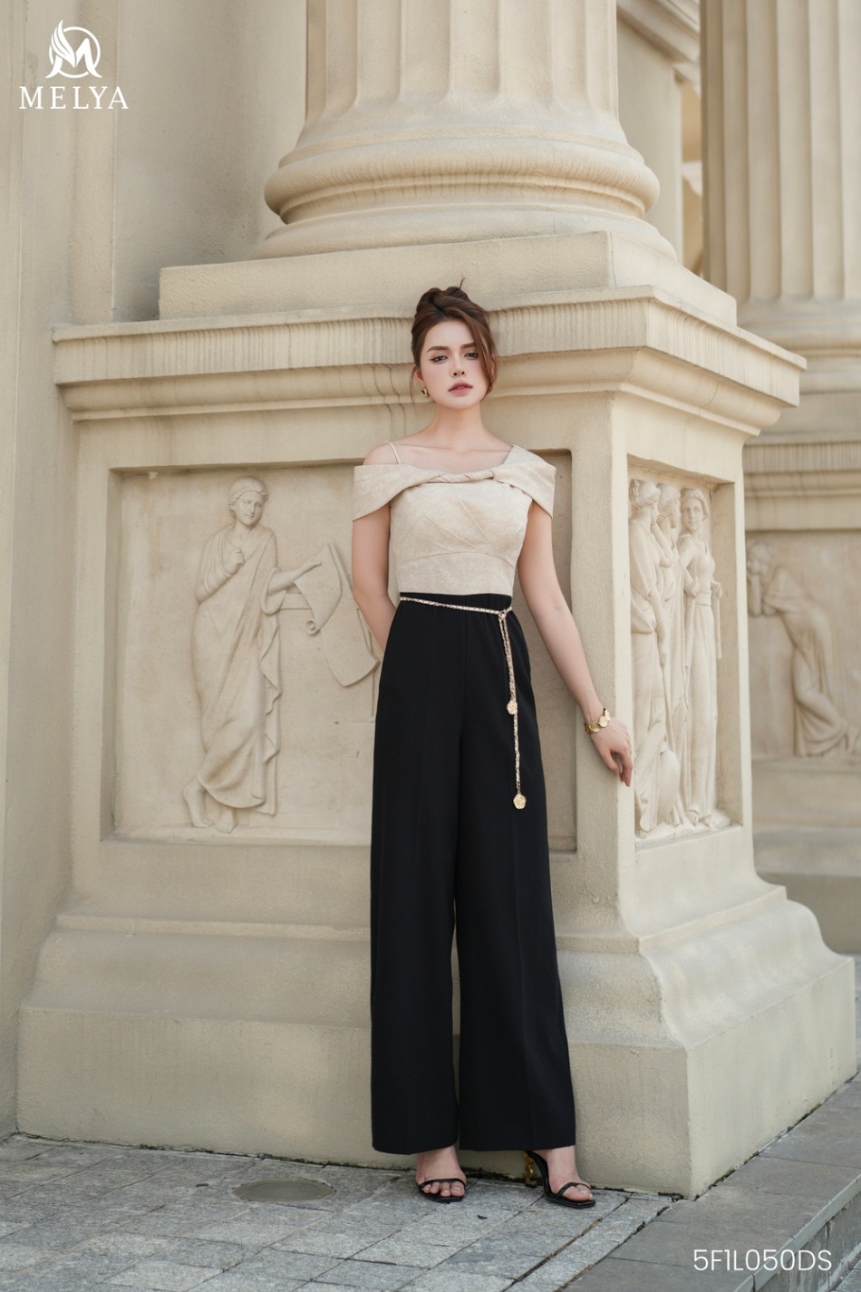 Jumsuit - Julia phối lệch vai - Đen phối be