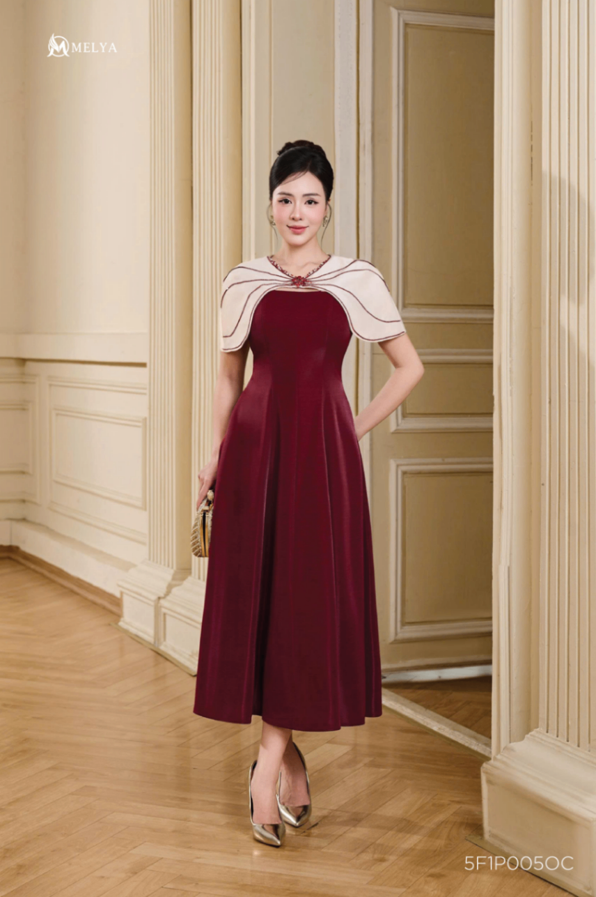 Đầm xòe - Queen dress choàng tròn - Đỏ phối be