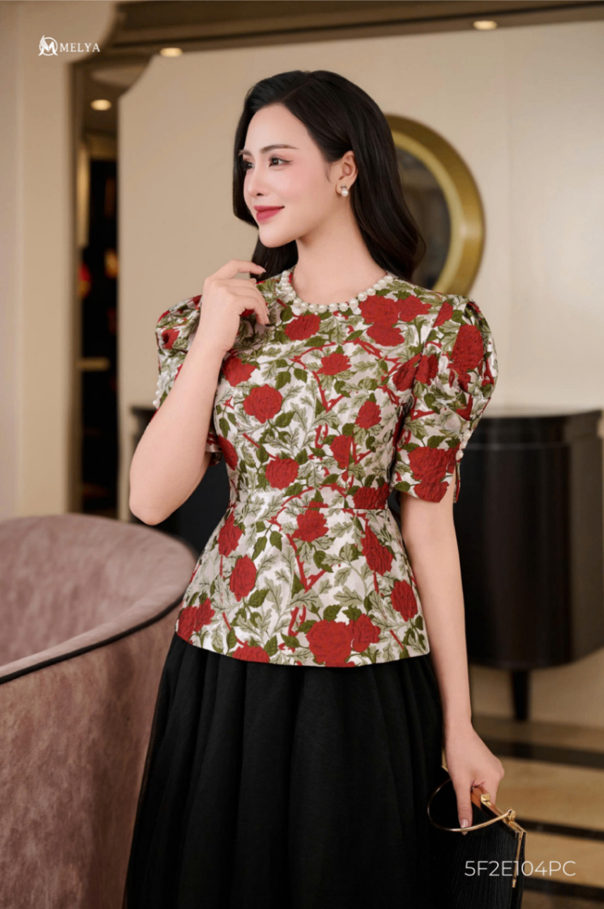 Áo kiểu - Sắc hoa - Họa tiết