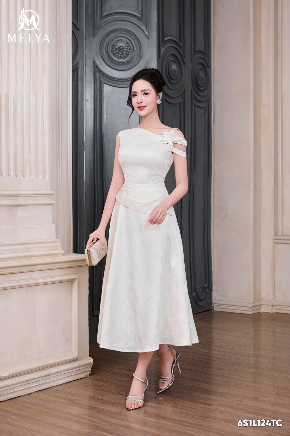 Đầm xòe - Nguyệt bạch - Kem