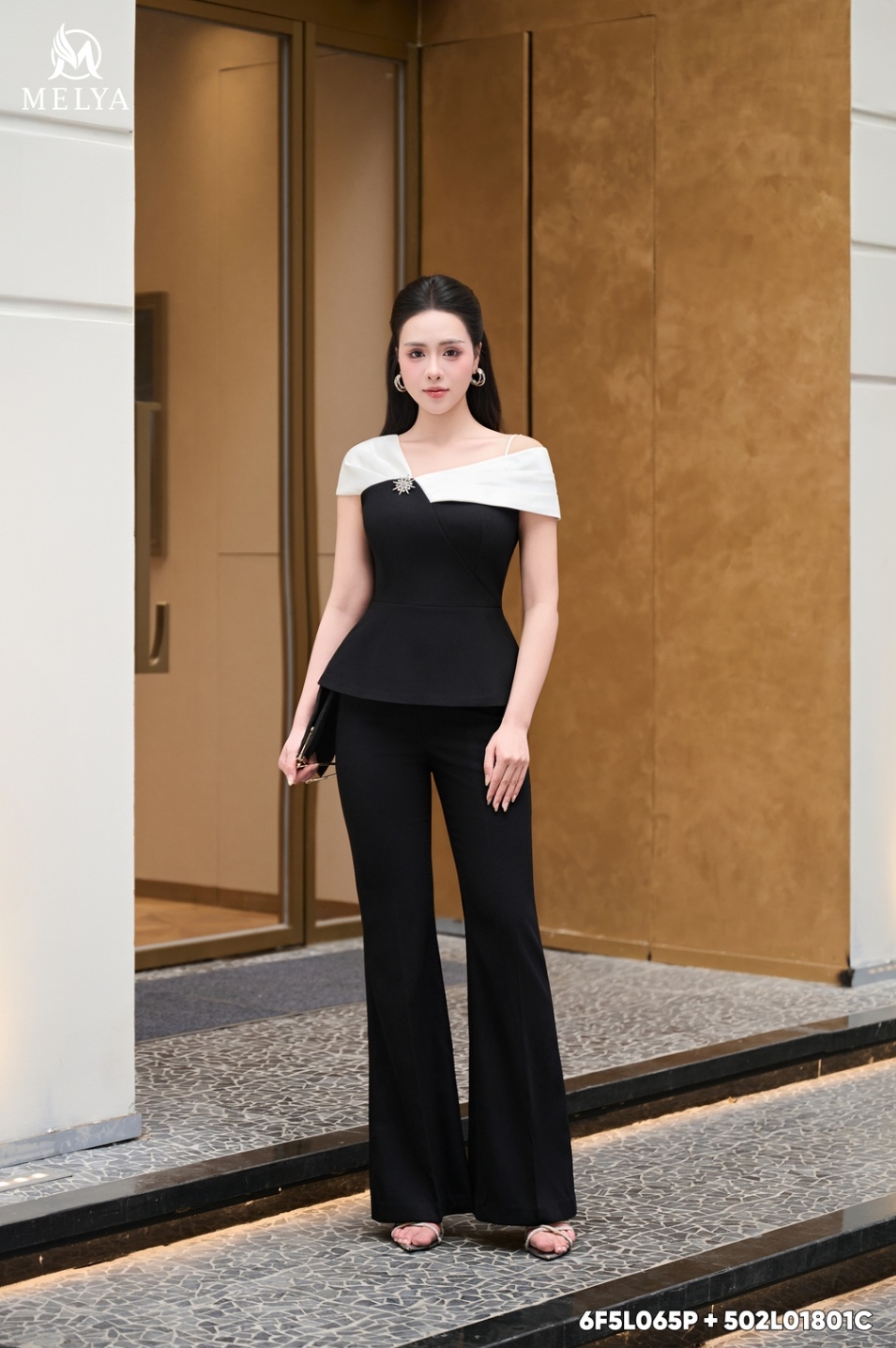 Áo kiểu - Dạ yến - Đen phối trắng