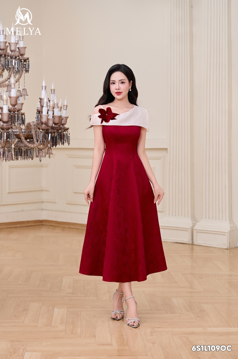 Đầm xòe - Hồng khanh - Đỏ phối trắng