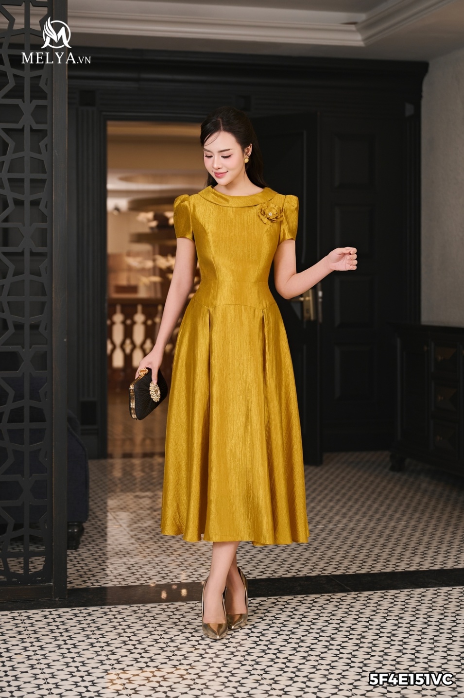 Đầm xòe - Hoàng cầm - Vàng