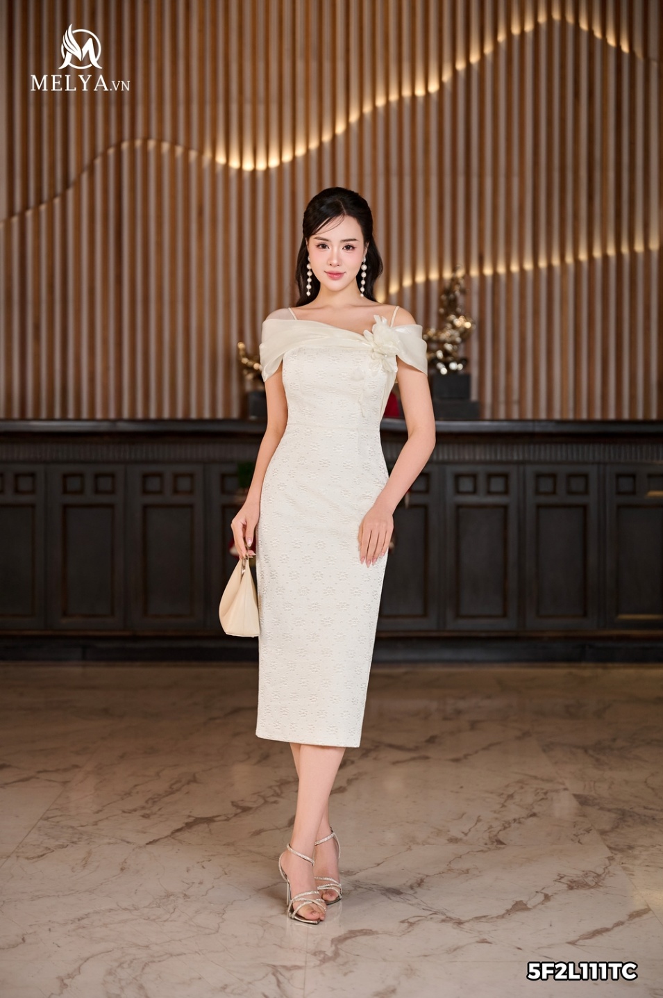 Đầm ôm - Nhã uyển - Kem