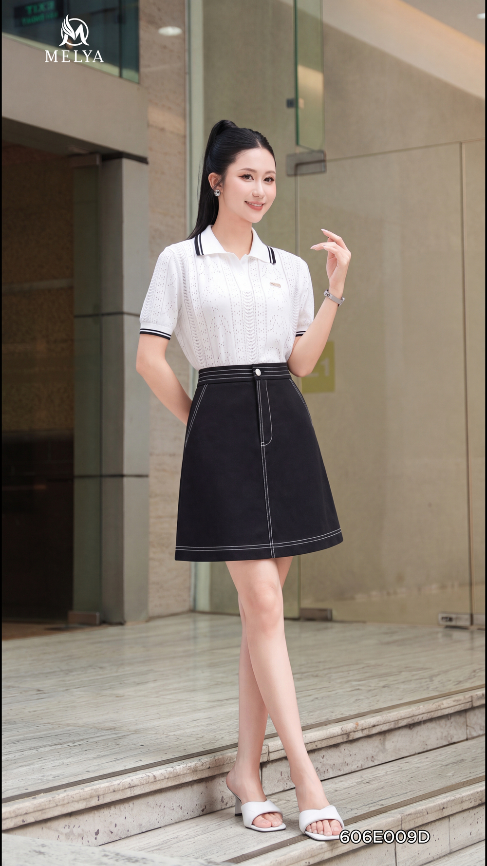 Chân váy - A trần chỉ trắng - Đen