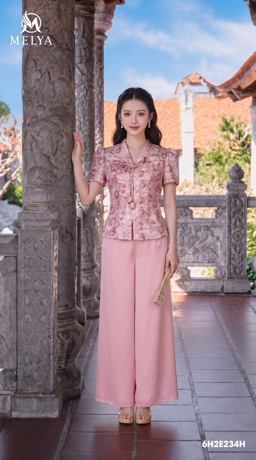 Pháp phục - Hồng anh - Hồng