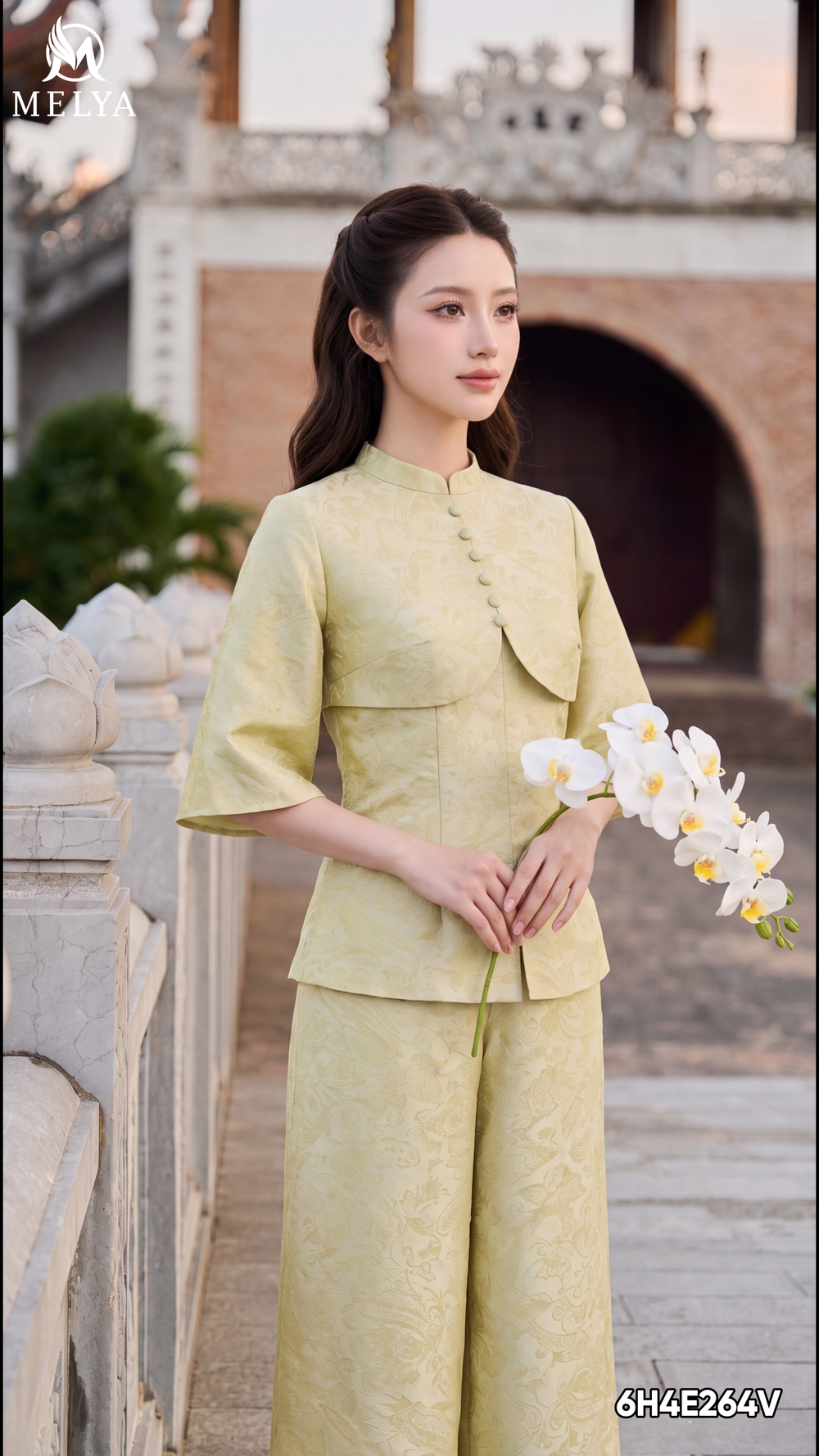 Pháp phục - Vân mai - Vàng cốm