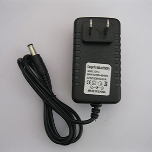 Sạc 12v (có đèn báo pin)