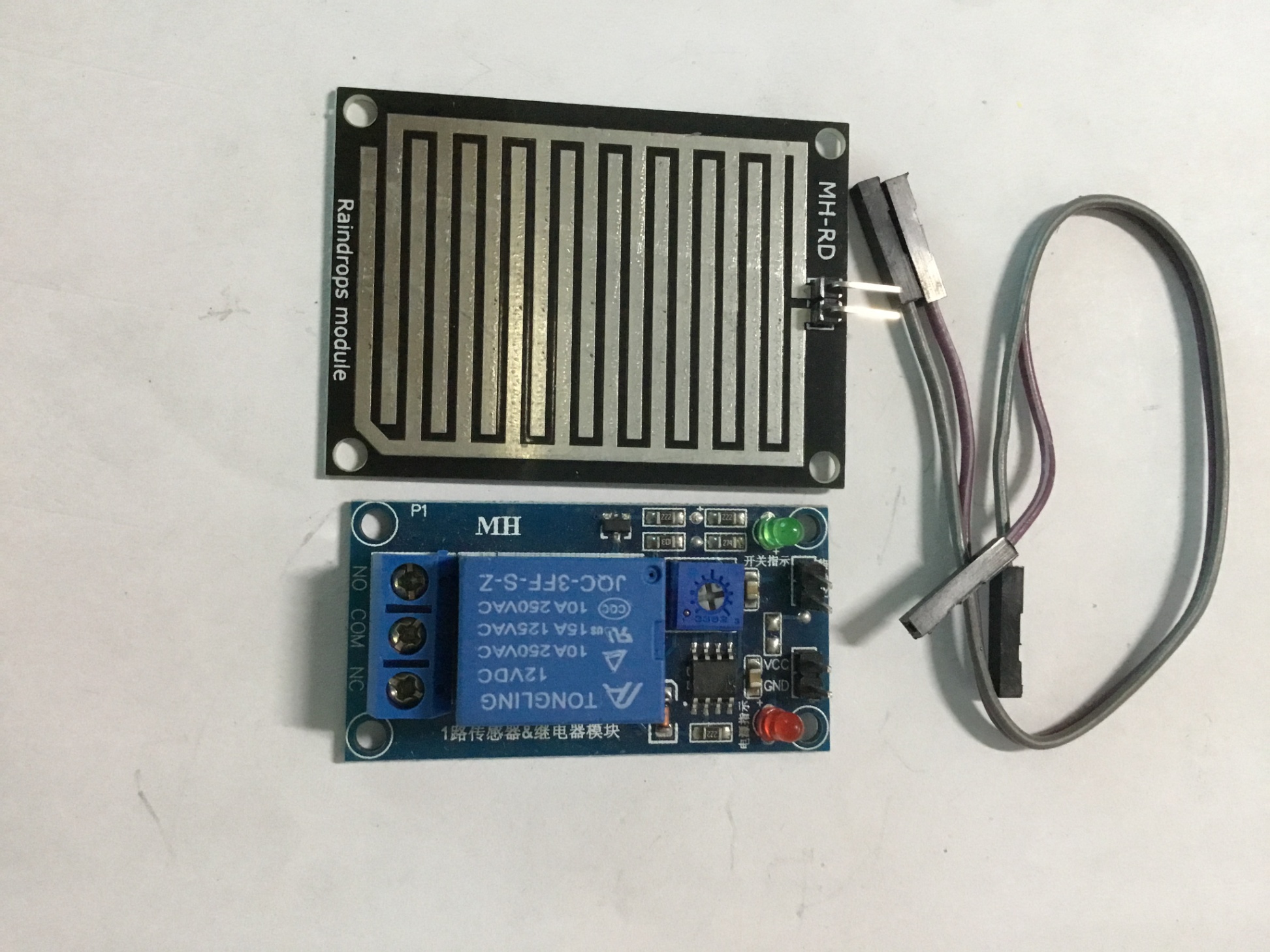 Module Cảm Biến Nước Mưa Relay 12VDC