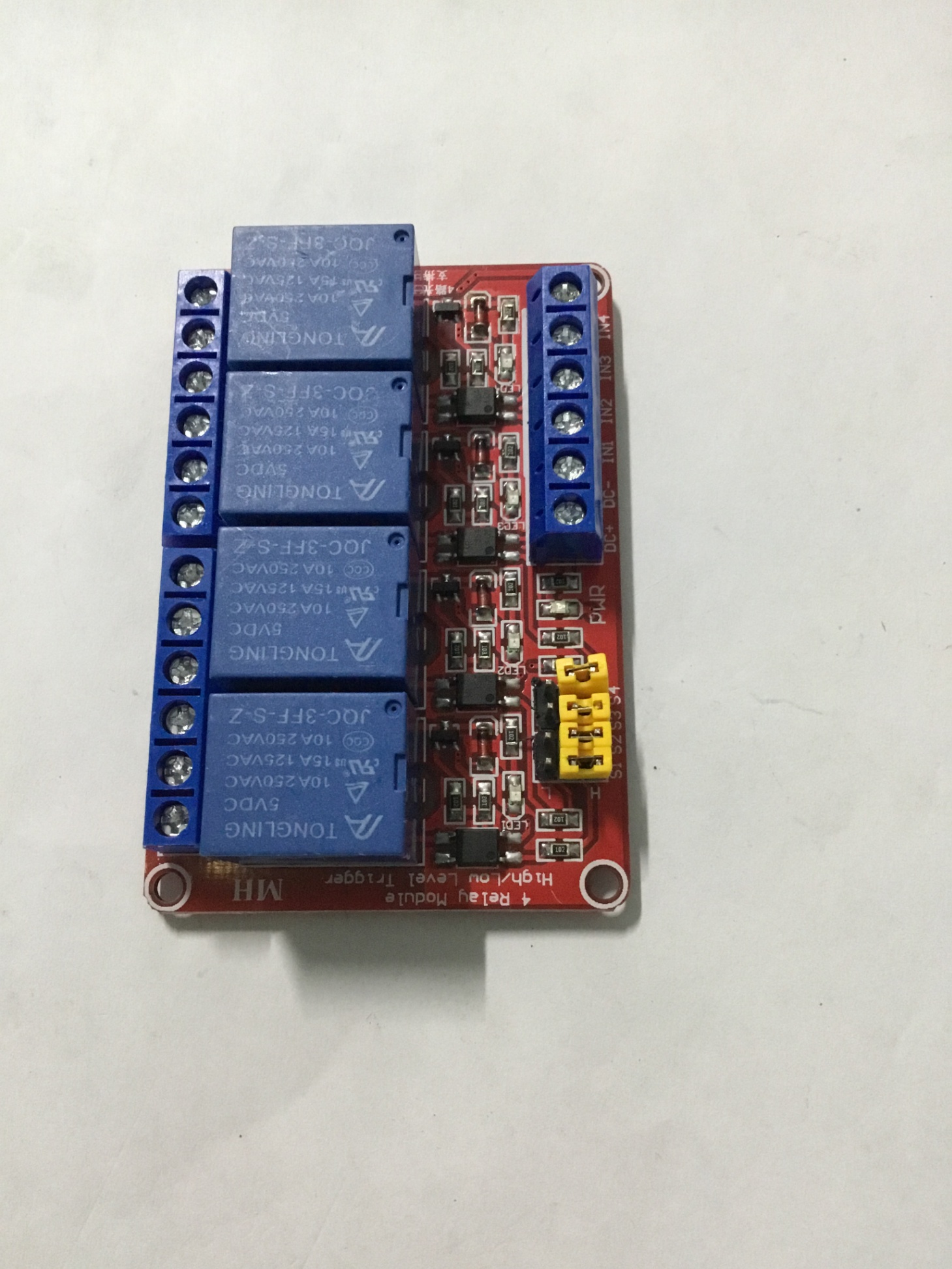 Module 4 relay 5V với opto cách ly kích HL (Màu Đỏ)