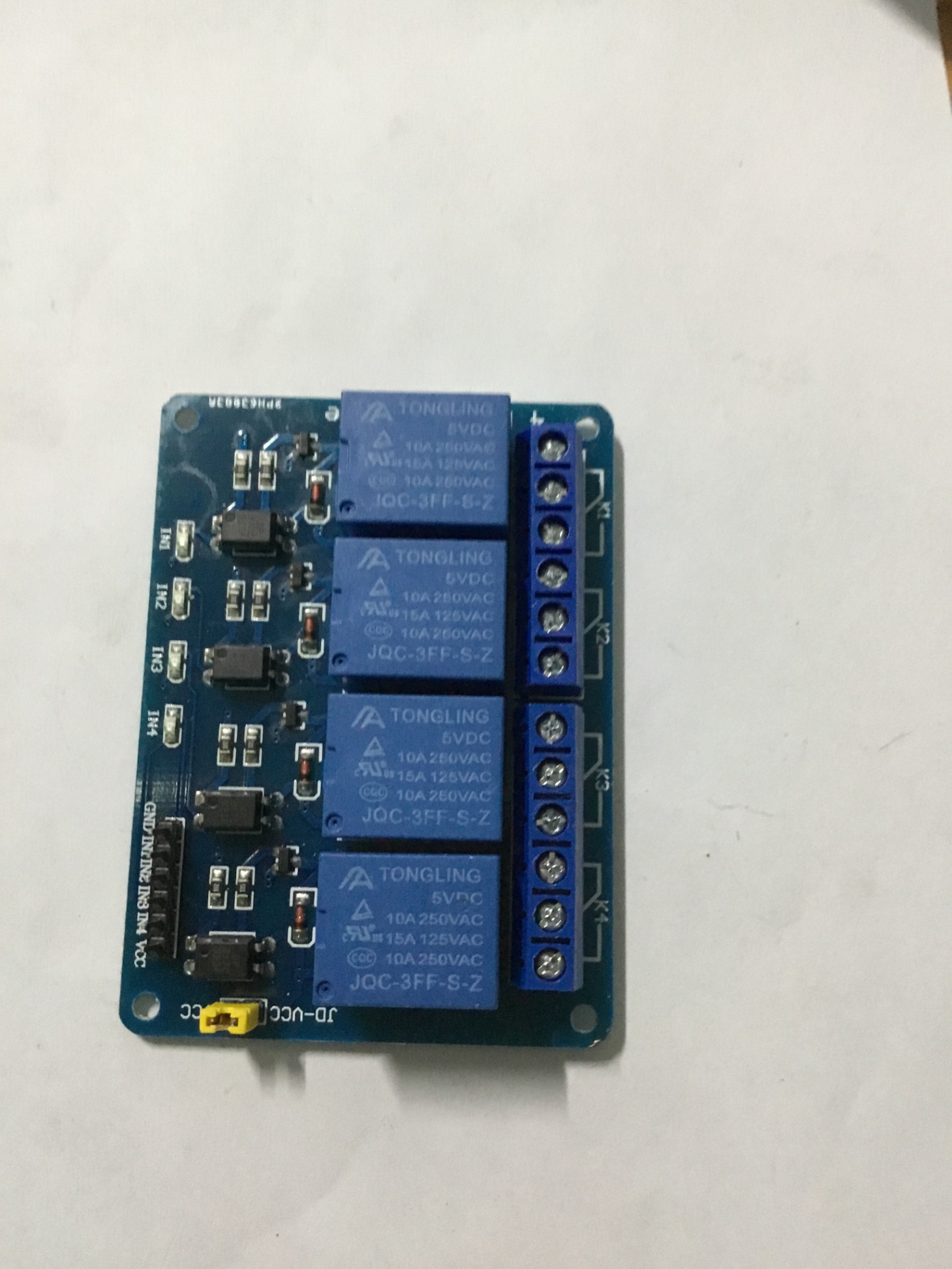 Module 4 relay với opto cách ly 5V đóng cắt thiết bị điện 10A