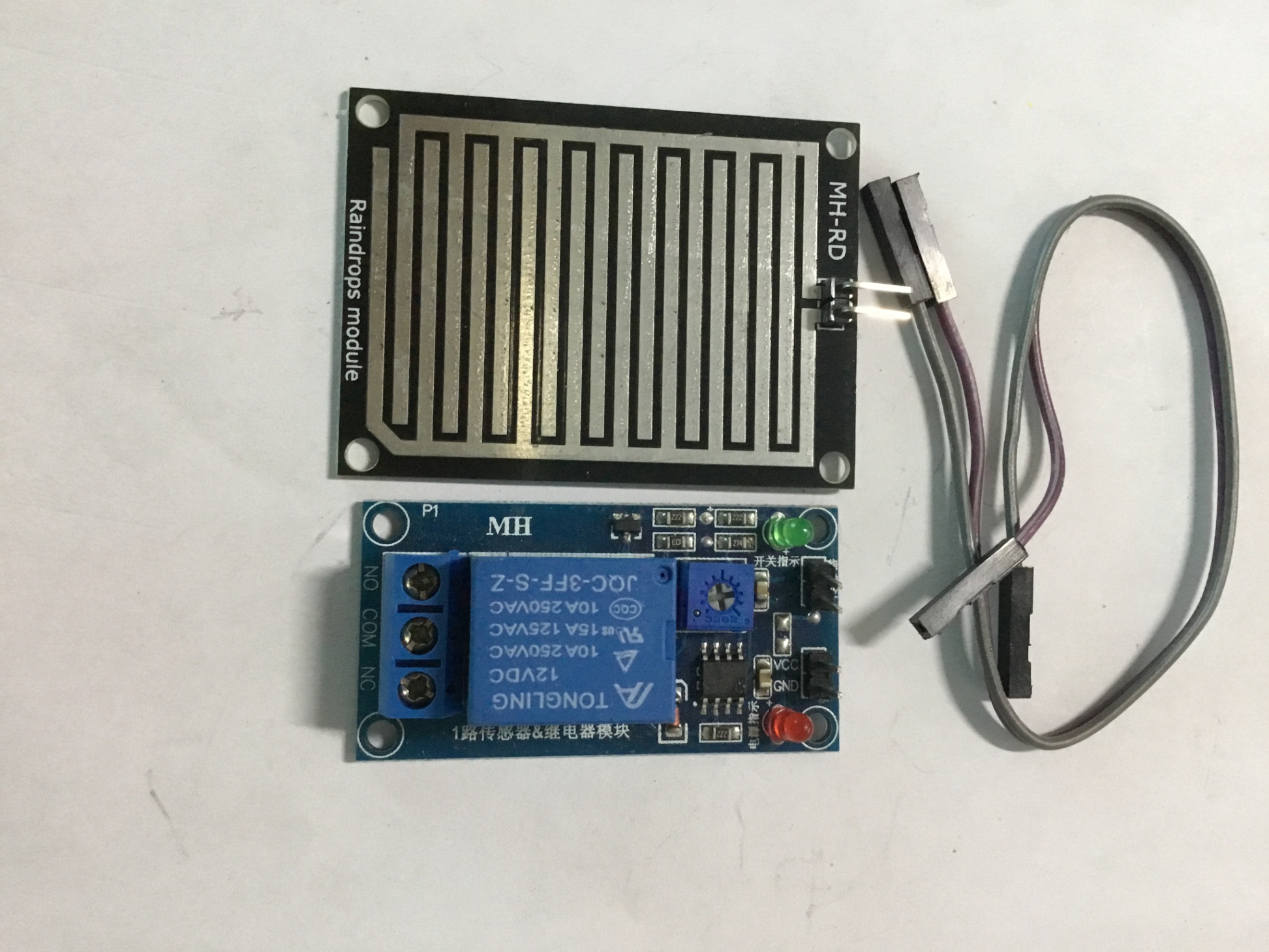Module Cảm Biến Nước Mưa Relay 12VDC