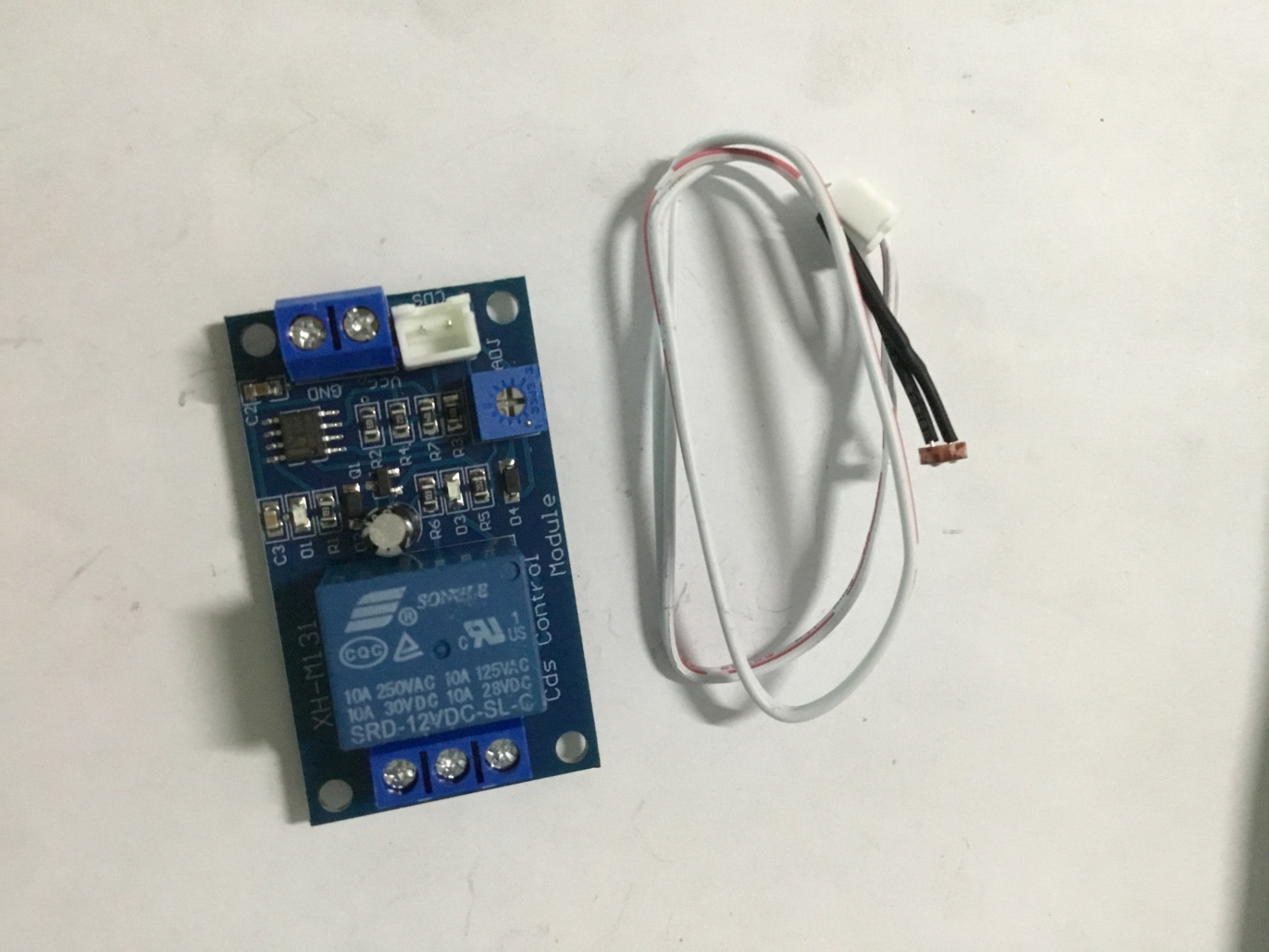 Module cảm biến ánh sáng Bật tắt tự động XH-M131