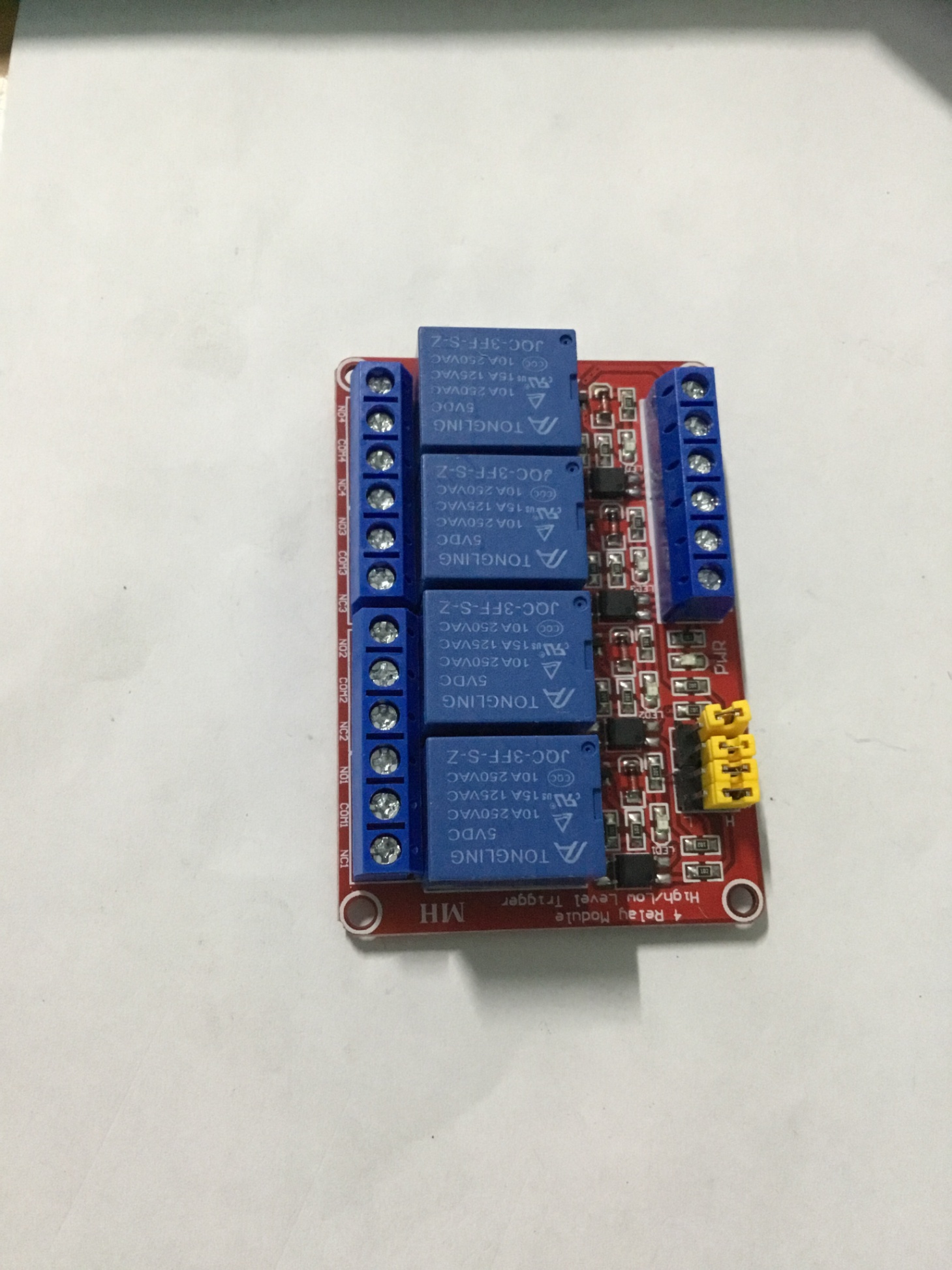 Module 4 relay 5V với opto cách ly kích HL (Màu Đỏ)