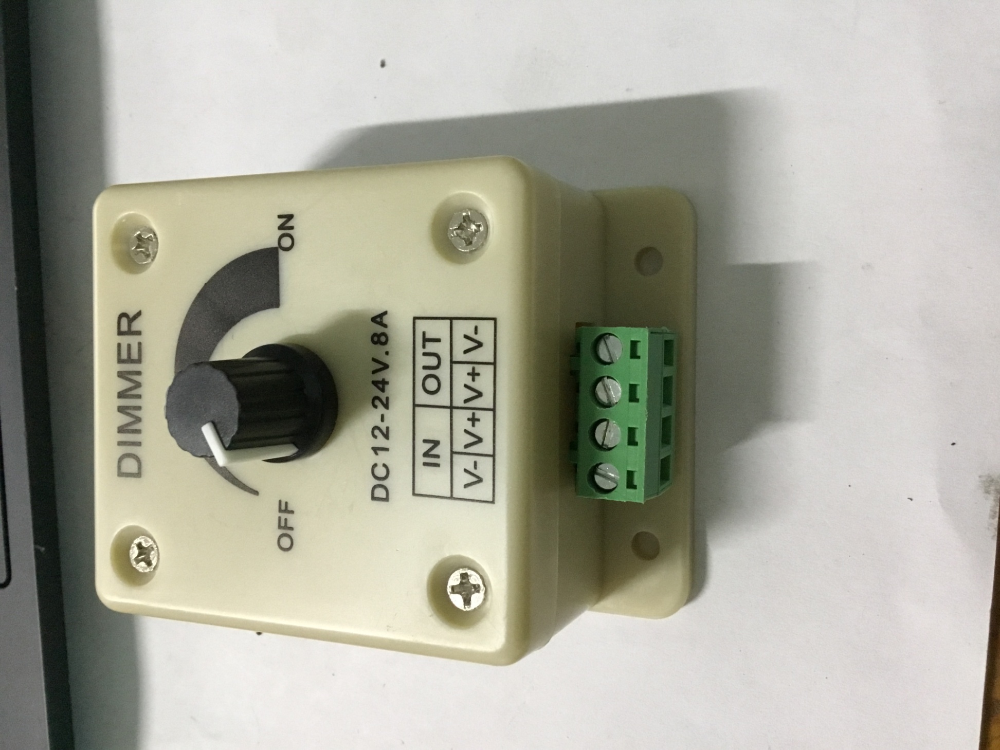 Công tắc cảm biến đèn led 12v-24v 8a Pir
