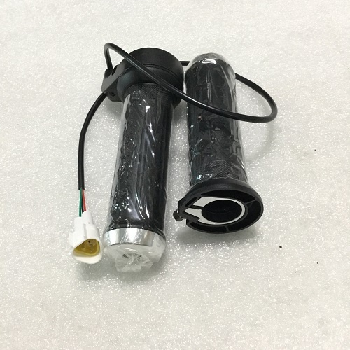 Cặp tay ga xe điện Yadea X5