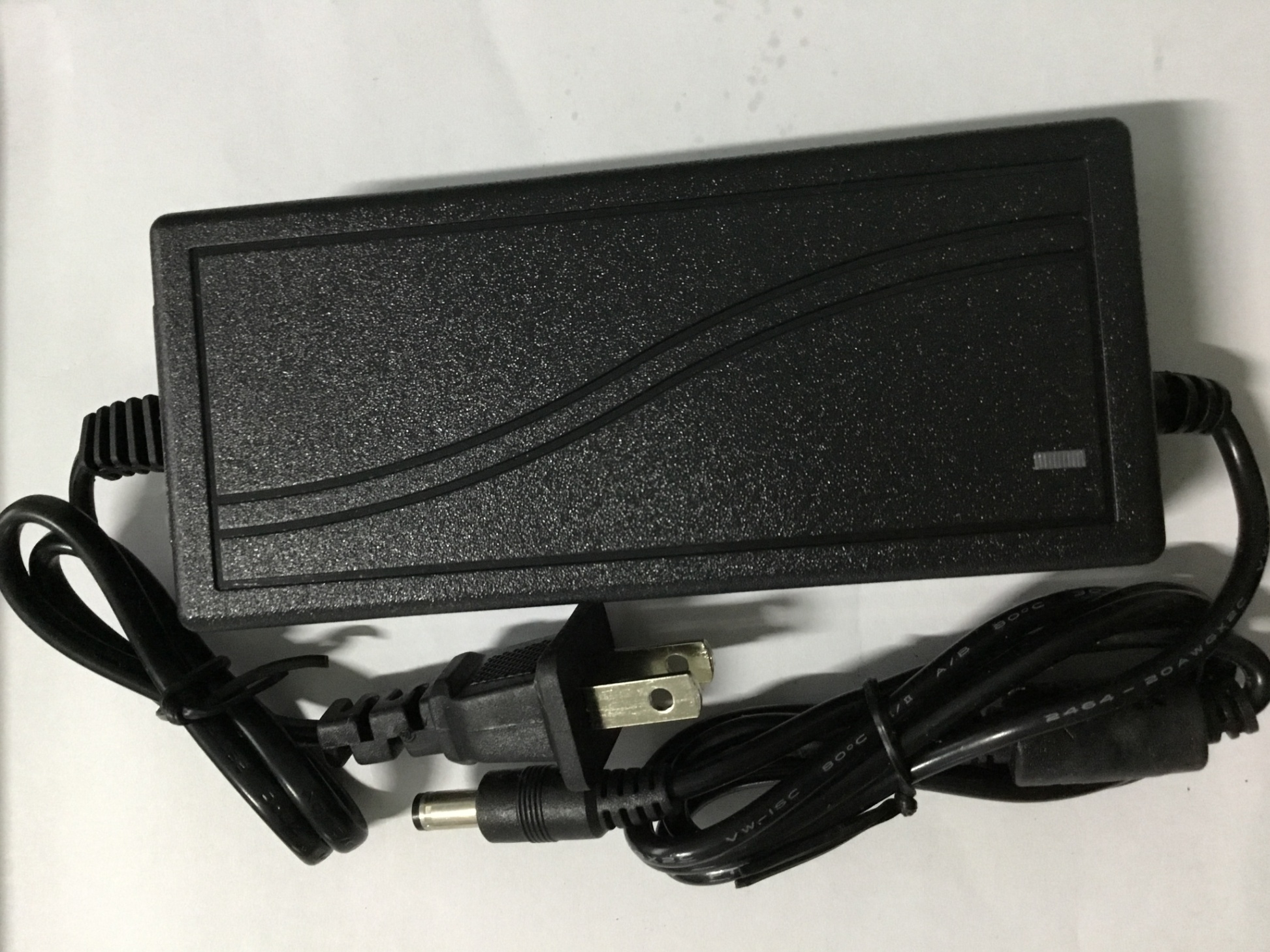 Sạc 5s 21V 2A, sạc pin Li-ion 18v, có đèn báo đầy (loại tốt)