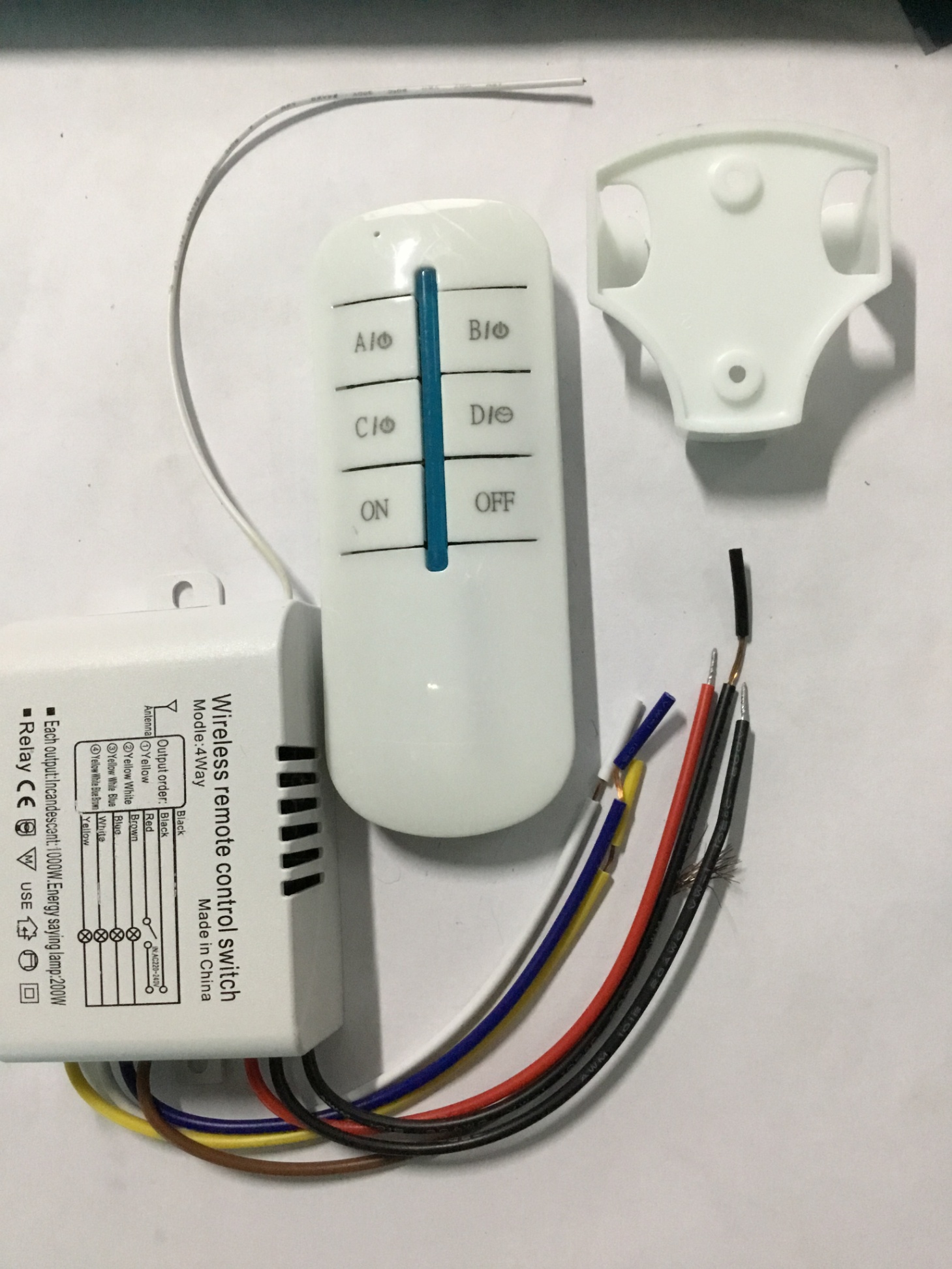 Công tắc điều khiển từ xa RF 4 cổng xuyên tường công xuất 3000W khoảng cách 20M