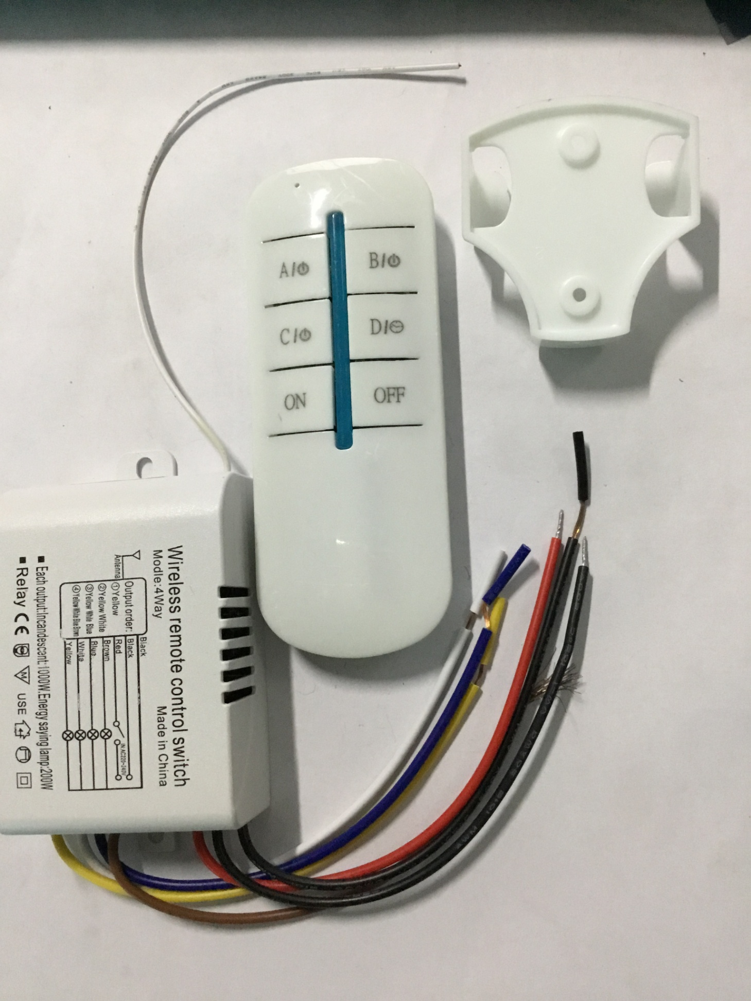 Công tắc điều khiển từ xa RF 4 cổng xuyên tường công xuất 3000W khoảng cách 20M
