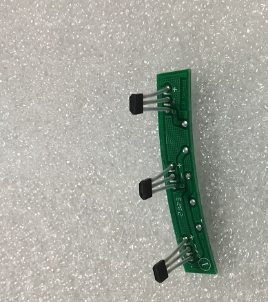 Vỉ mắt động cơ xe điện IC 41F - 1 vỉ 3 mắt 120 độ