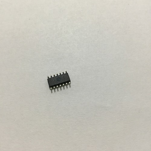 IC phím cảm máy giặt Aqua cửa ngang PIC16F1823 (đã nạp code)