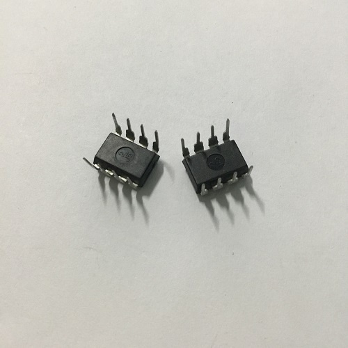 (2 con) UC3843 DIP8
