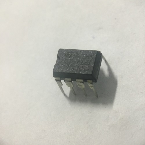 Viper12A Viper12 DIP8 (Mới chính hãng)