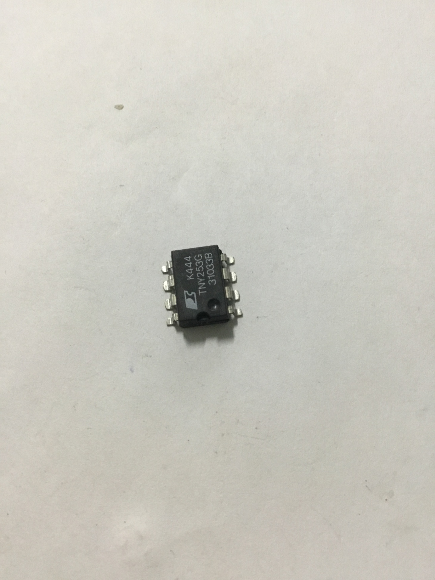 TNY253G TNY253 253 SMD8 (Mới chính hãng)