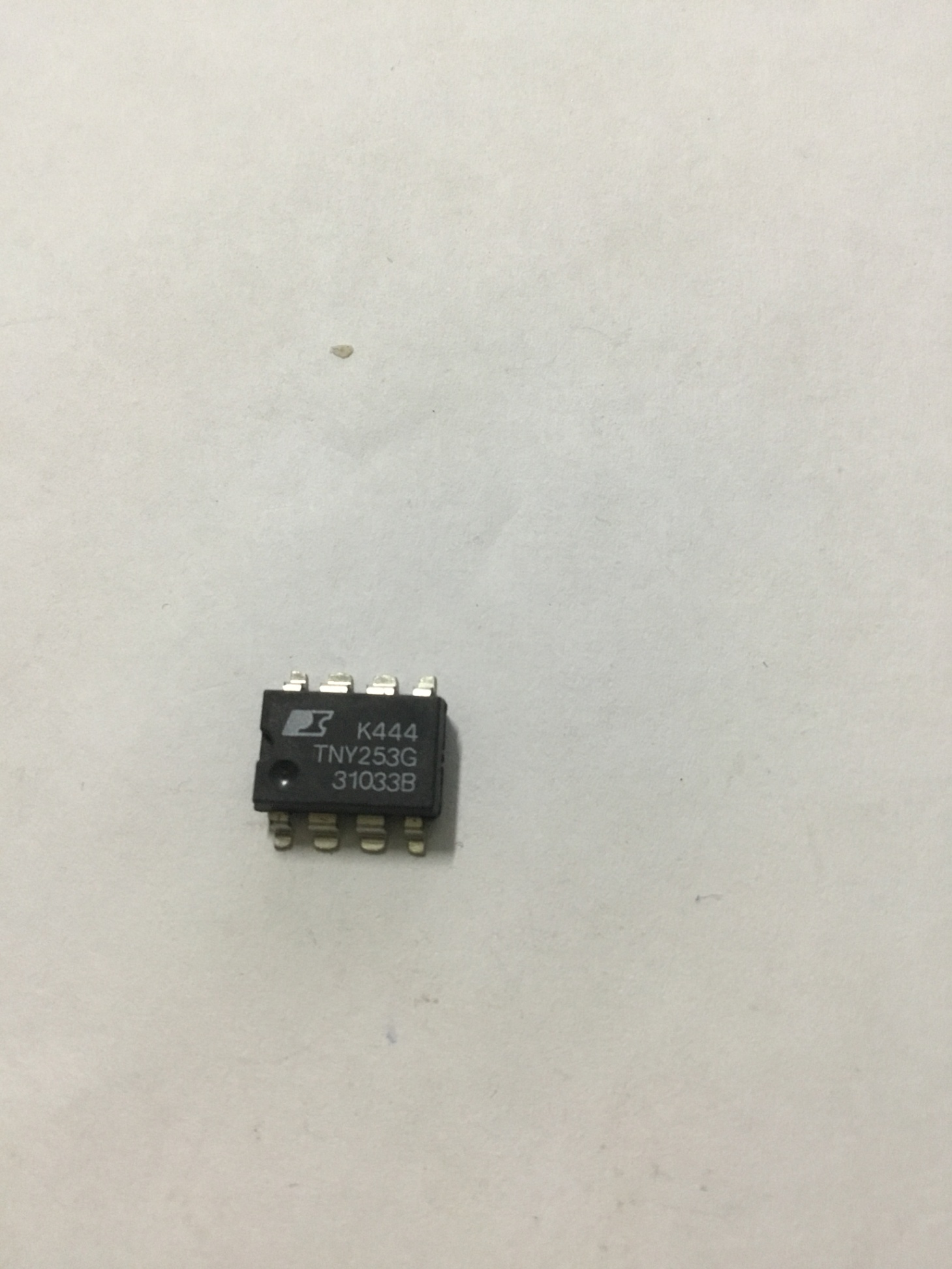 TNY253G TNY253 253 SMD8 (Mới chính hãng)