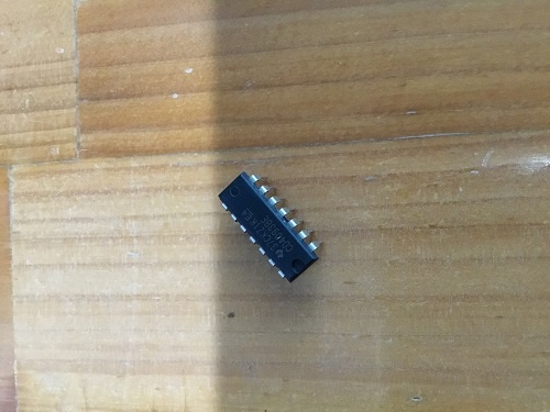 CD4093BE CD4093 CD4093B 4093BE DIP14, chính hãng