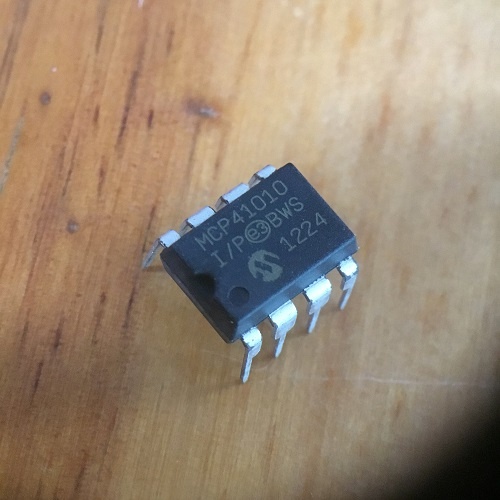 MCP41010-I/P DIP8