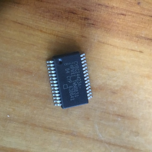 CY8C24423A (chính hãng), chưa nạp code