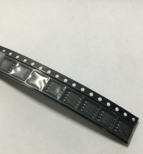 UPC4742 SOP-8 (Mới chính hãng)