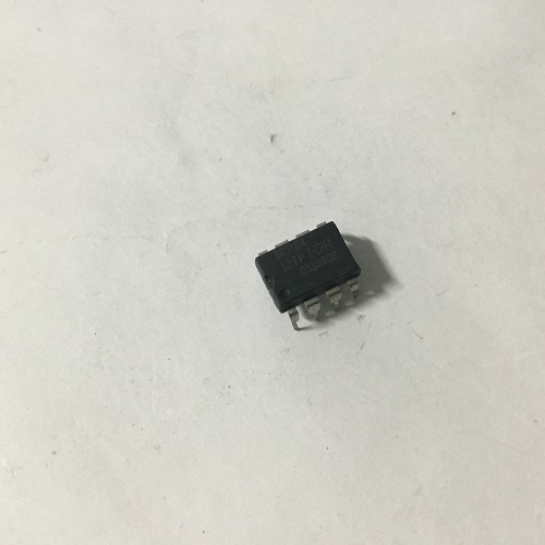IR2104PBF DIP8