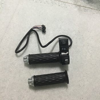 Tay ga 133M kèm công tắc nút P