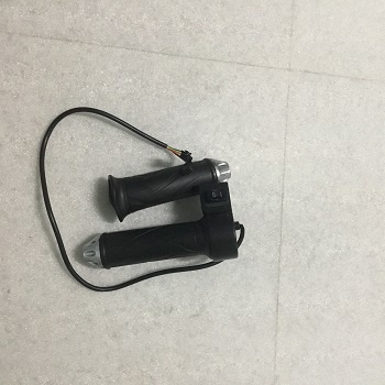 Tay ga 2 nút tốc độ