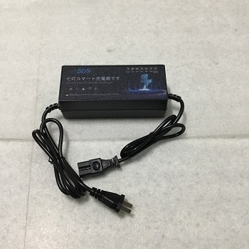 Sạc điện tử BLQ 48V 12Ah hàng cao cấp, 6 đèn báo % pin